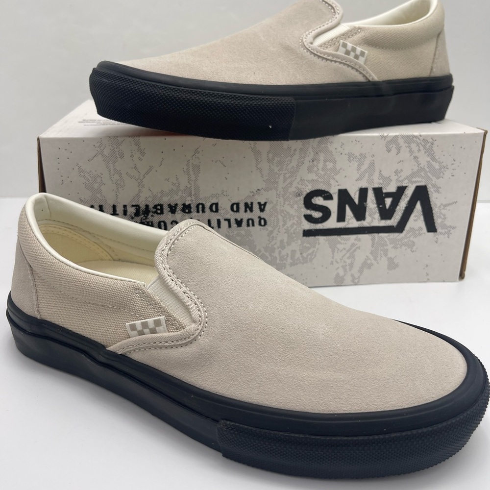 Vans Men's Skate Slip-On
Tan/Black Sneakers
VN0A2Z31Y59
Beige Slip-On Sneakers - Picture 2 of 16